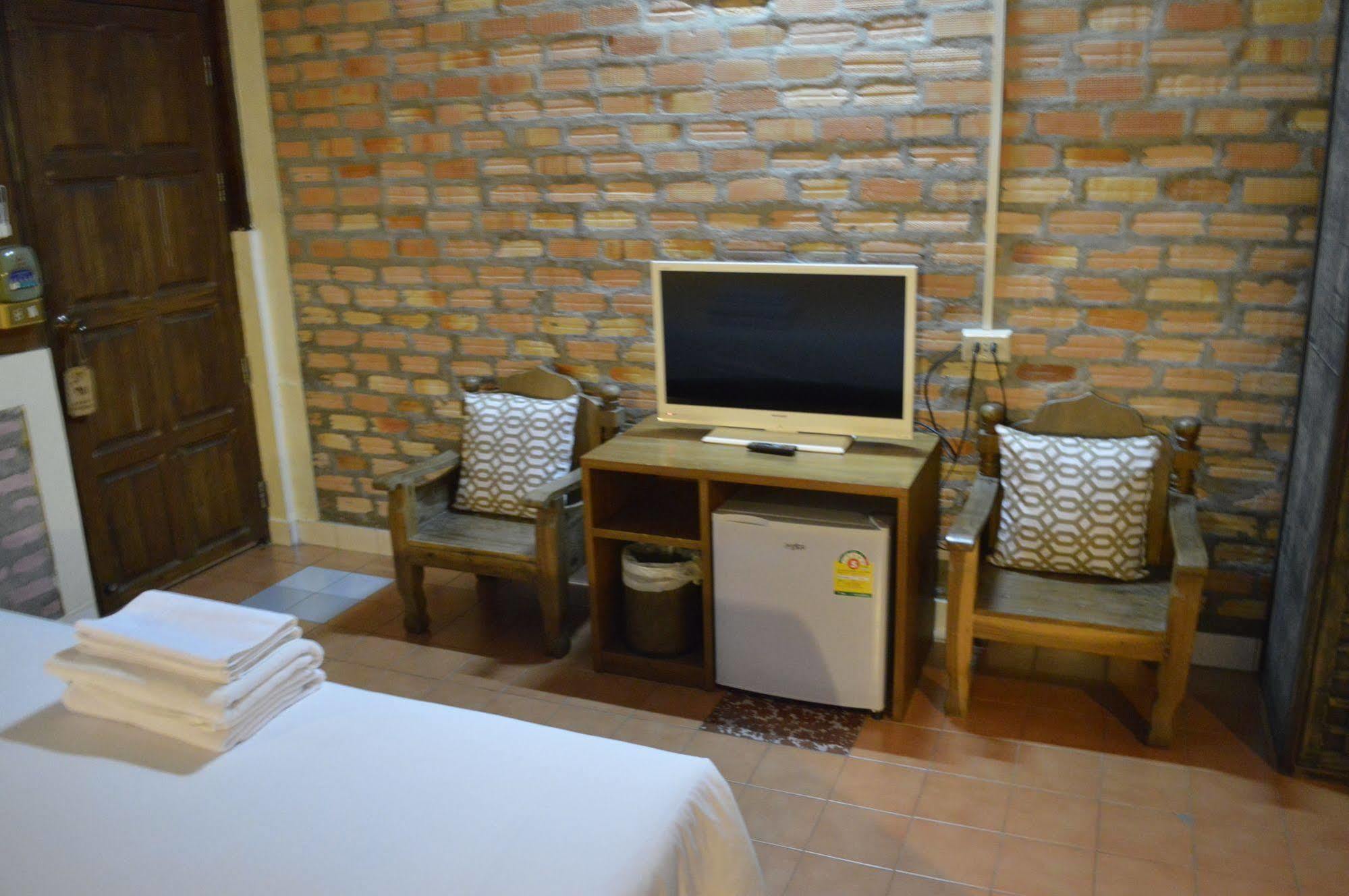 Baan Thai Homestay By Bgb Villas Kata Exterior foto
