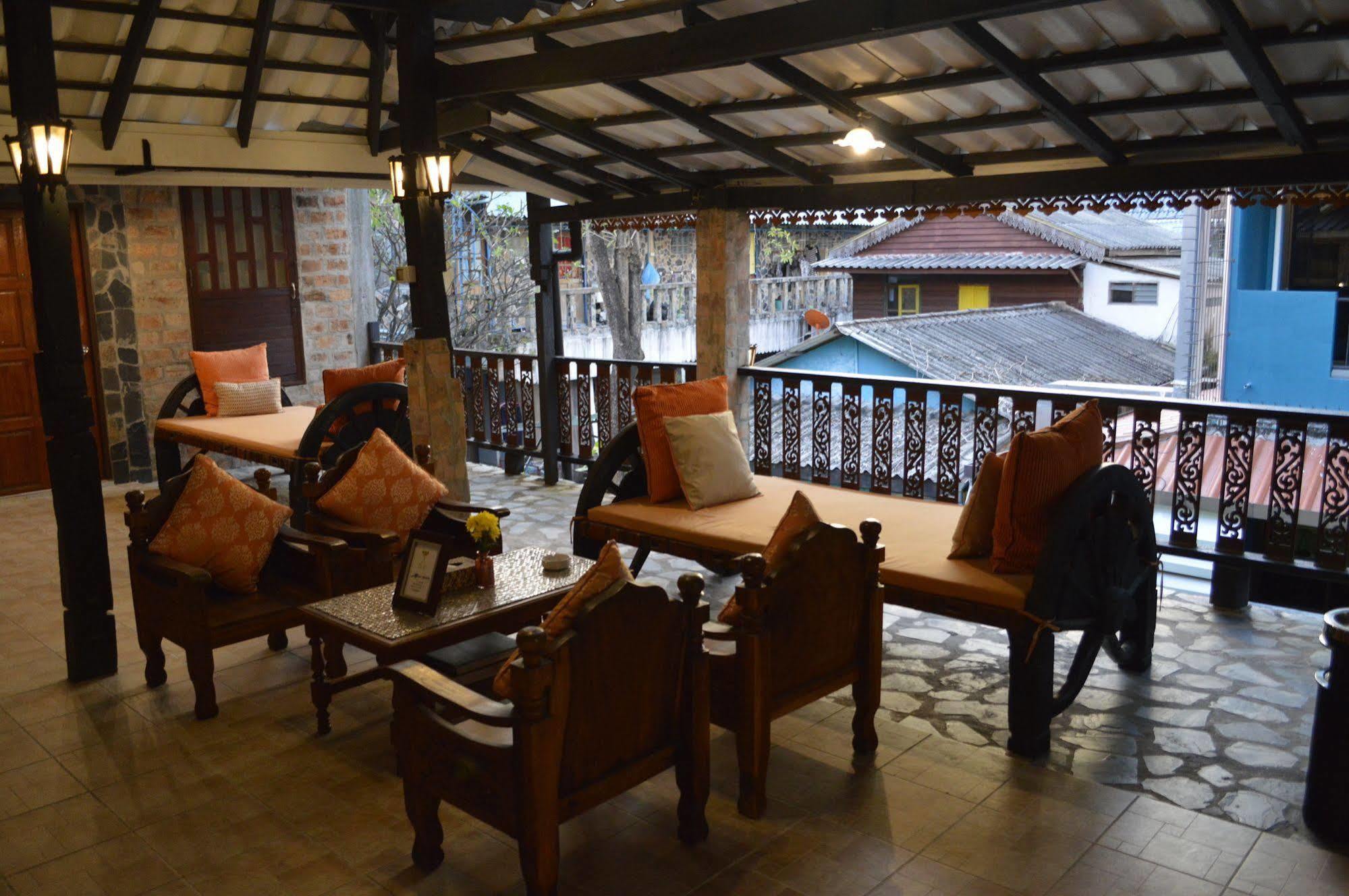 Baan Thai Homestay By Bgb Villas Kata Exterior foto